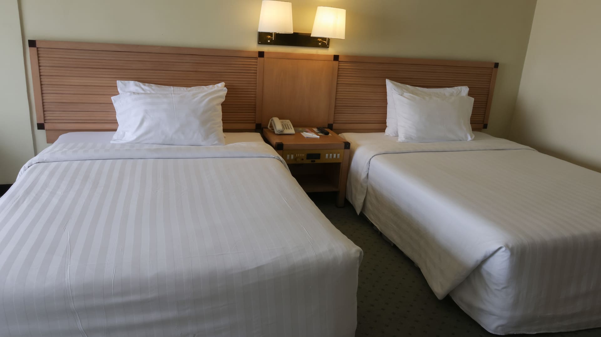 Superior Rooms City View (3)